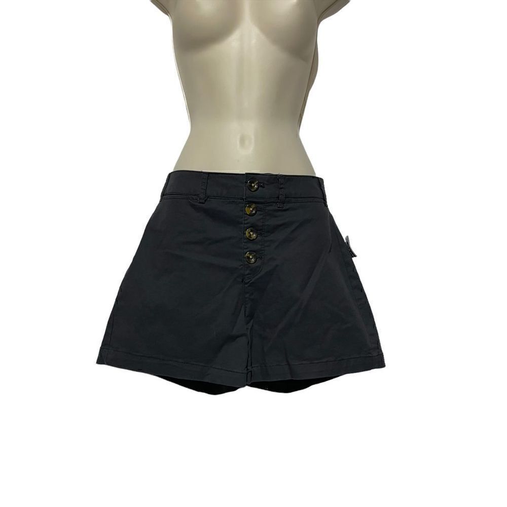 NWT Old Navy Women’s Charcoal Gray Button Up Shorts Size 4